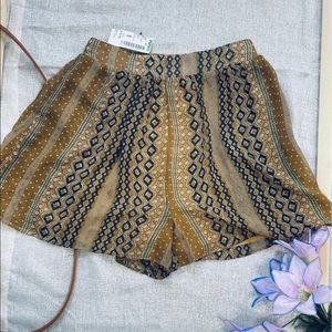 Papaya Woman’s shorts